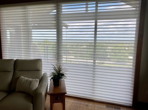 Hunter Douglas Dealer Image